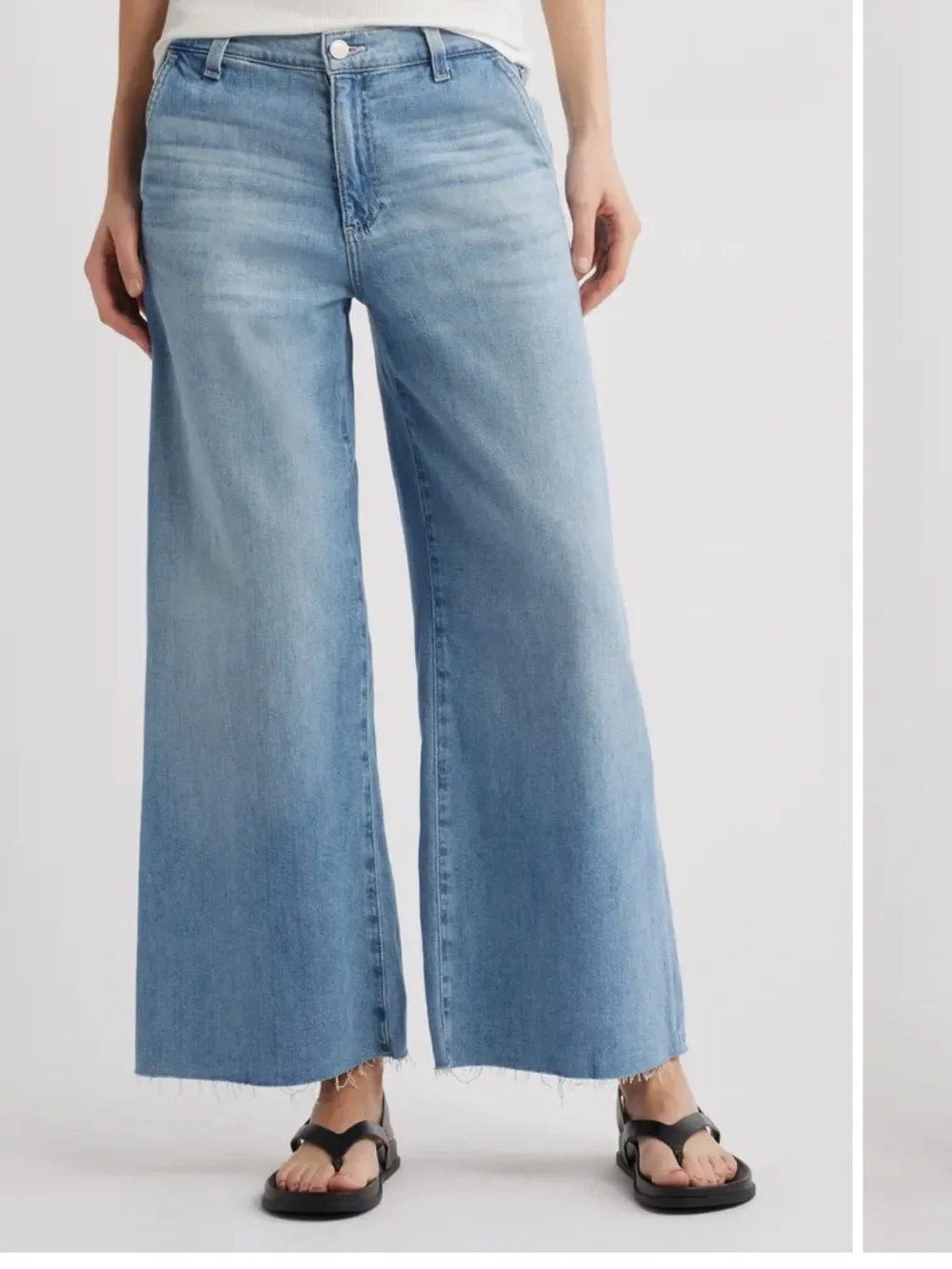 Ag Adriano Goldschmied Light Blue Wide-Leg Crop Jeans - Picture 3 of 9